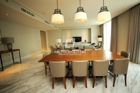 Apartment in Vida Residence Downtown, Downtown Dubai (Downtown Burj Dubai), Dubai 4 bedrooms, 261 sq.m. № 8855 - photo 4