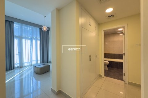 Apartment in Dubai Marina, Dubai 3 bedrooms, 230.5 sq.m. № 50230 - photo 12