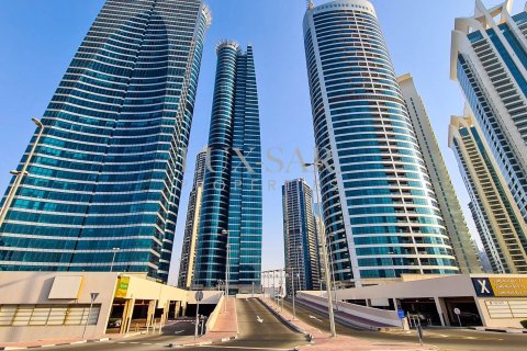 Appartement à Dubai, 2 chambres, 160.1 m², № 37341 - photo 1