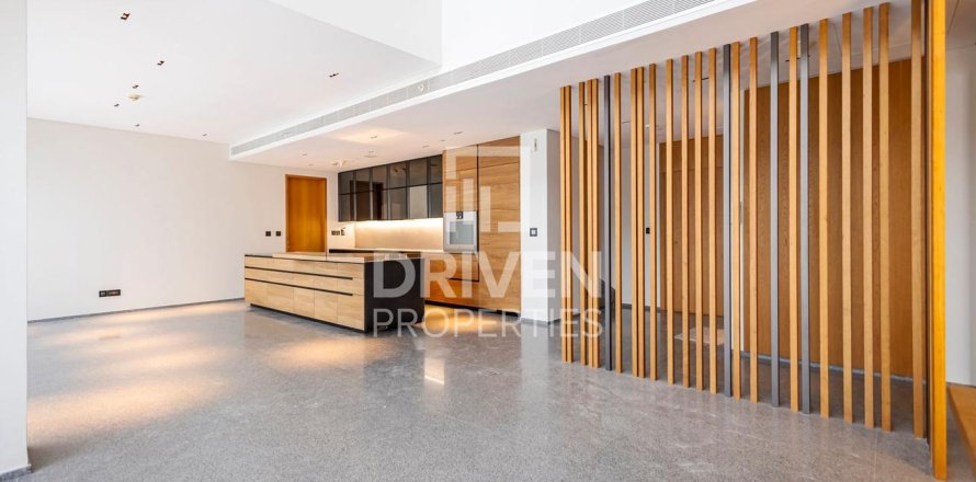 Apartment in City Walk, Dubai 4 bedrooms, 294 sq.m. № 87233