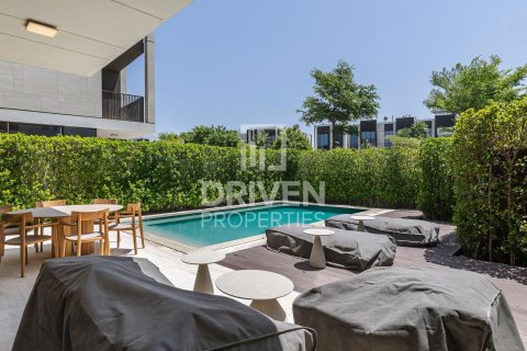 Снять в аренду таунхаус в Jumeirah Bay Island, Джумейра, Дубай: 4 спальни, 416м², № 66607 - фото 29