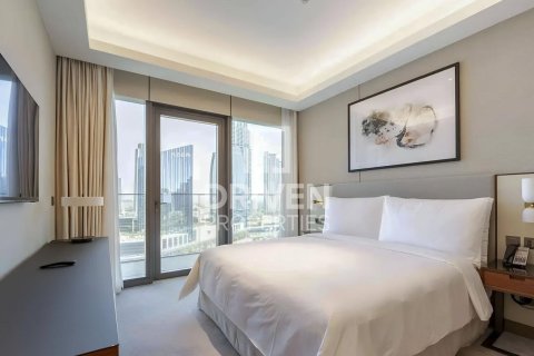 Apartment in Downtown Dubai (Downtown Burj Dubai), Dubai 3 bedrooms, 165 sq.m. № 66622 - photo 8