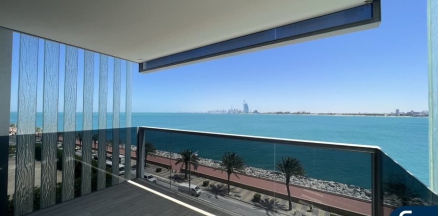 Apartment in The Crescent, Palm Jumeirah, Dubai 2 bedrooms, 163 sq.m. № 88372