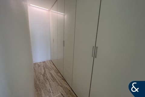 Apartment in The Crescent, Palm Jumeirah, Dubai 2 bedrooms, 163 sq.m. № 88372 - photo 5