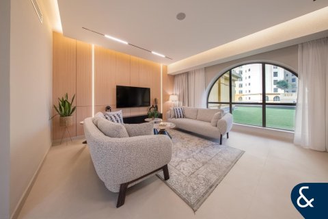 Apartment in Rimal, Jumeirah Beach Residence, Dubai 4 bedrooms, 264 sq.m. № 88371