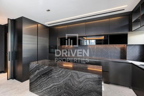 Apartment in Business Bay, Dubai 4 bedrooms, 273 sq.m. № 86814 - photo 24