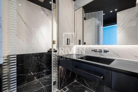 Apartment in Business Bay, Dubai 4 bedrooms, 273 sq.m. № 86814 - photo 12