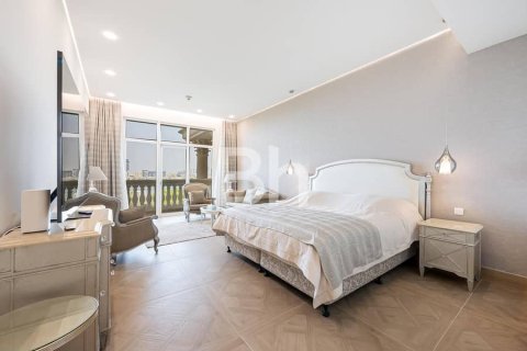 Apartment in Palm Jumeirah, Dubai 3 bedrooms, 236 sq.m. № 56922 - photo 11