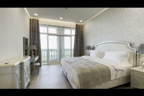 Apartment in Palm Jumeirah, Dubai 3 bedrooms, 236 sq.m. № 56922 - photo 2