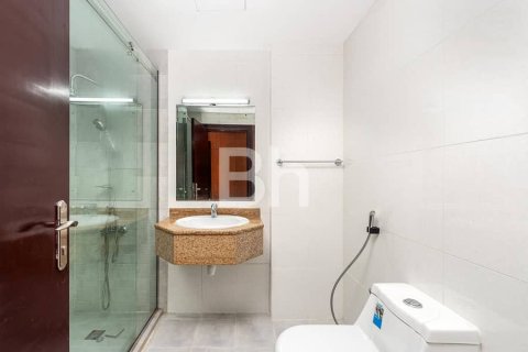 Apartment in Jumeirah Lake Towers, Dubai 3 bedrooms, 181 sq.m. № 56921 - photo 5
