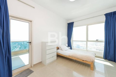 Apartment in Jumeirah Lake Towers, Dubai 3 bedrooms, 181 sq.m. № 56921 - photo 11