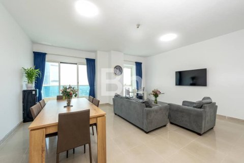 Apartment in Jumeirah Lake Towers, Dubai 3 bedrooms, 181 sq.m. № 56921 - photo 1