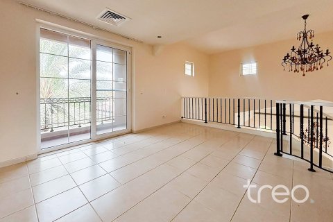 Villa à Arabian Ranches, Dubai, 4 chambres, 321.26 m², № 120216 - photo 3