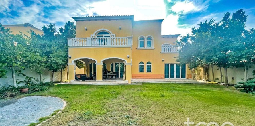 Вилла в Legacy, Jumeirah Park, Дубай, 5 спален, 435.62м², № 120218