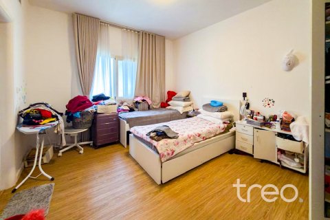 Villa à Meadows, Dubai, 4 chambres, 380.81 m², № 120222 - photo 5