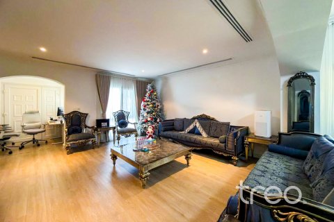 Villa à Meadows, Dubai, 4 chambres, 380.81 m², № 120222 - photo 2