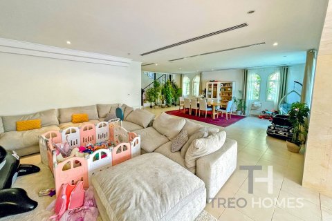 Villa à Legacy, Jumeirah Park, Dubai, 4 chambres, 402.73 m², № 120217 - photo 3