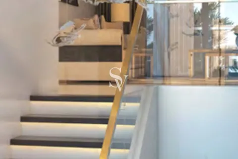 Villa en DAMAC Hills (Akoya by DAMAC), Dubai, 8 dormitorios, 706 m², № 68362 - foto 6