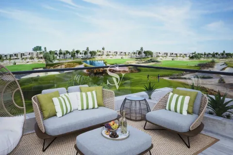 Villa en DAMAC Hills (Akoya by DAMAC), Dubai, 8 dormitorios, 706 m², № 68362 - foto 2