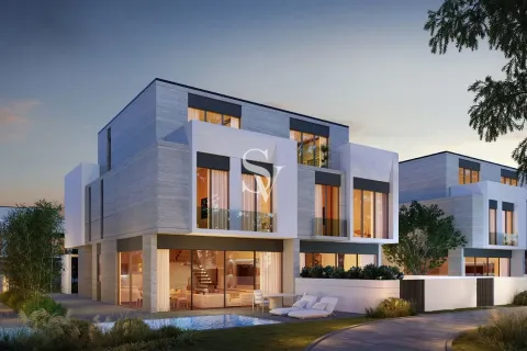 Villa in Jumeirah Golf Estates, Dubai 5 bedrooms, 263 sq.m. № 68364 - photo 1