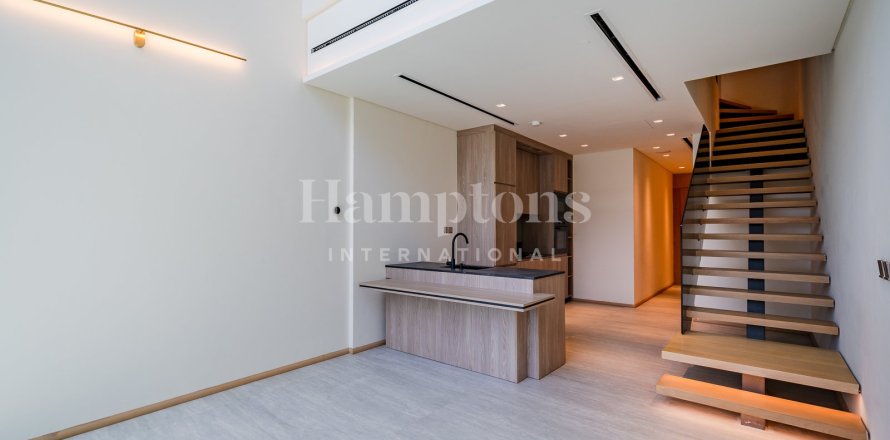 Apartment in FIVE at Jumeirah Village Circle, Jumeirah Village Circle, Dubai 1 bedroom, 80.9185 sq.m. № 110997