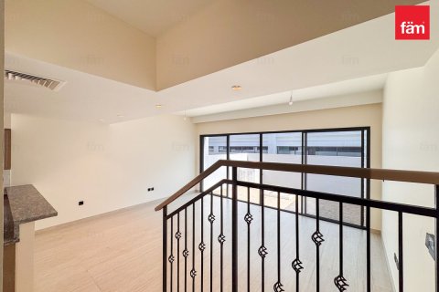 Снять в аренду таунхаус в Дубае: 4 спальни, 144м², № 90490 - фото 8