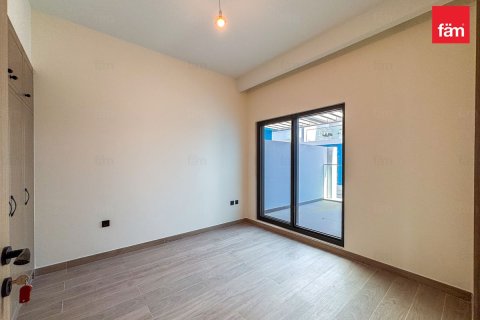 Снять в аренду таунхаус в Дубае: 4 спальни, 144м², № 90490 - фото 13