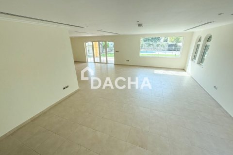 Villa in Jumeirah Park, Dubai 4 bedrooms, 530 sq.m. № 141407 - photo 3