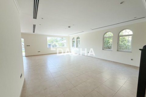 Villa in Jumeirah Park, Dubai 4 bedrooms, 530 sq.m. № 141407 - photo 13