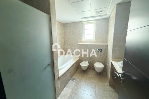 Villa in Jumeirah Park, Dubai 4 bedrooms, 530 sq.m. № 141407 - photo 12