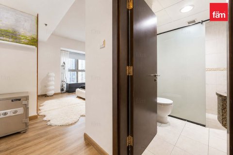 Apartment in Dubai Marina, Dubai 2 bedrooms, 121.3 sq.m. № 137551 - photo 8