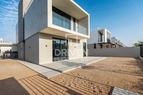 Villa en Arabian Ranches 3, Dubai, 4 dormitorios, 447.98 m², № 140684