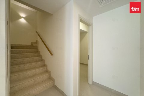 Villa in Dubai 5 bedrooms, 376.4 sq.m. № 60392 - photo 24