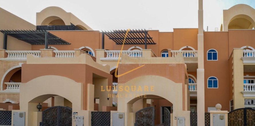 Maison de ville à Jumeirah Village Circle, Dubai, 4 chambres, 135 m², № 103008