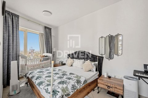 Apartment in Jumeirah Lake Towers, Dubai 2 bedrooms, 121.52 sq.m. № 134335 - photo 2