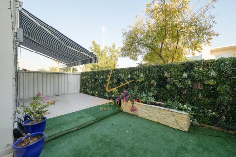 Снять в аренду квартиру в EMAAR South, Dubai South (Dubai World Central), Дубай: 2 спальни, 153м², № 91023 - фото 2