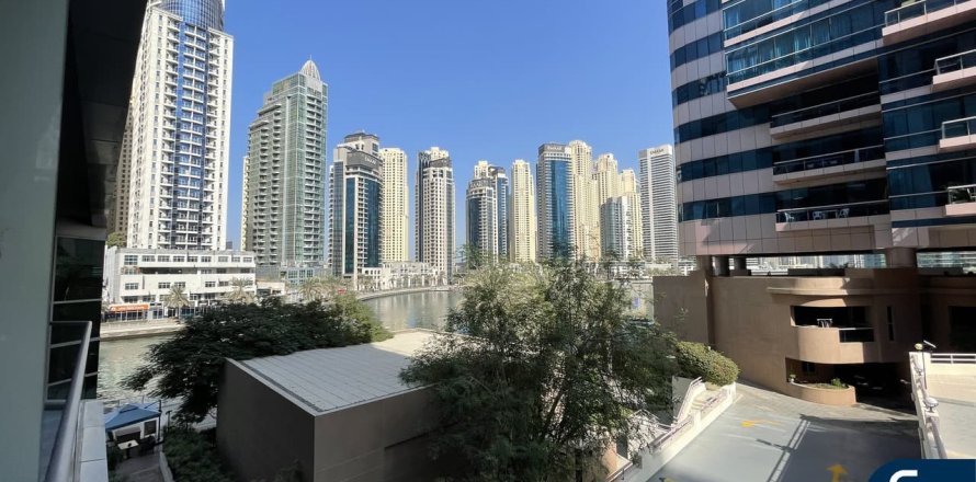 Apartment in The Waves, Dubai Marina, Dubai 1 bedroom, 112 sq.m. № 76206