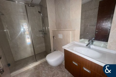 Apartment in Jumeirah Village Circle, Dubai 2 bedrooms, 121 sq.m. № 76210 - photo 6