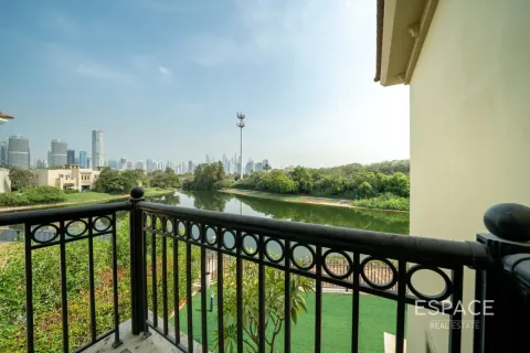 Villa à Jumeirah Islands, Dubai, 4 chambres, 491 m², № 122612 - photo 17