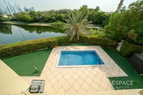 Villa à Jumeirah Islands, Dubai, 4 chambres, 491 m², № 122612 - photo 15