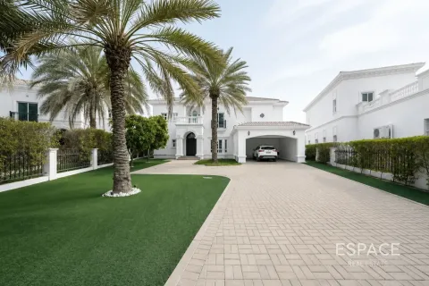 Villa à Jumeirah Islands, Dubai, 4 chambres, 491 m², № 122612