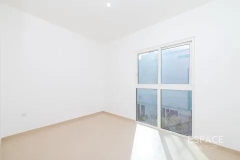 Villa in Mudon, Dubai 4 bedrooms, 251 sq.m. № 122613 - photo 6
