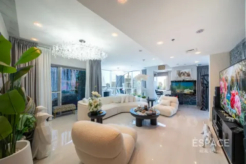 Penthouse in Jumeirah Lake Towers, Dubai 5 bedrooms, 573 sq.m. № 122614 - photo 15