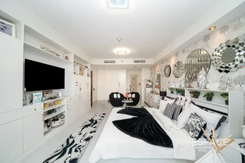 Penthouse in Jumeirah Lake Towers, Dubai 5 bedrooms, 573 sq.m. № 122614 - photo 5