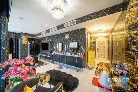 Penthouse in Jumeirah Lake Towers, Dubai 5 bedrooms, 573 sq.m. № 122614 - photo 9