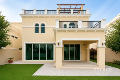 Villa à Legacy Nova Villas, Jumeirah Park, Dubai, 4 chambres, 455 m², № 122611