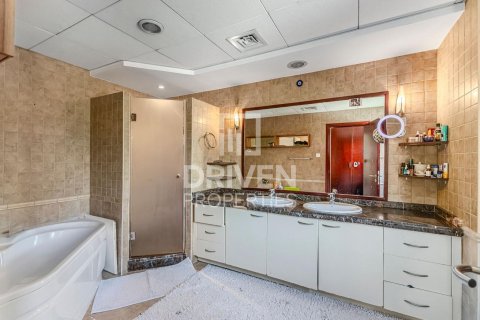 Villa à Dubai Investment Park, Dubai, 5 chambres, 357 m², № 87620 - photo 17