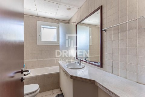 Villa à Dubai Investment Park, Dubai, 5 chambres, 357 m², № 87620 - photo 18
