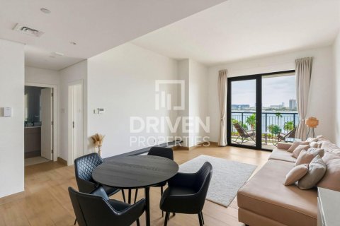 Снять в аренду квартиру в La Mer, Джумейра, Дубай: 1 спальня, 77.48м², № 129165 - фото 2