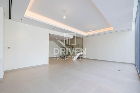 Apartment in District One, Mohammed Bin Rashid City, Dubai 3 bedrooms, 272.86 sq.m. № 129109 - photo 7